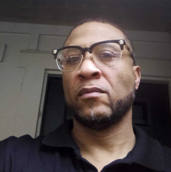 Meet your Posher, James - Picture 2 of 2